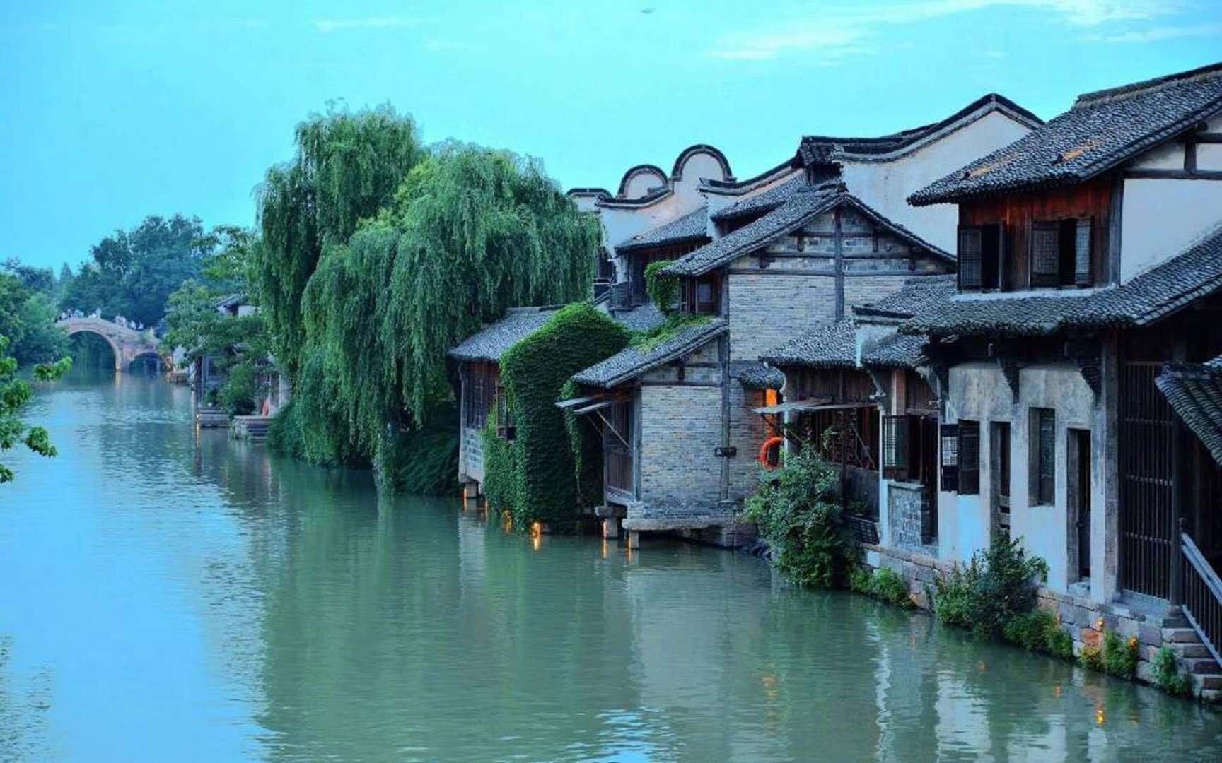 时尚民族风装扮