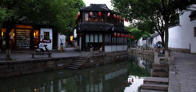 传说之下